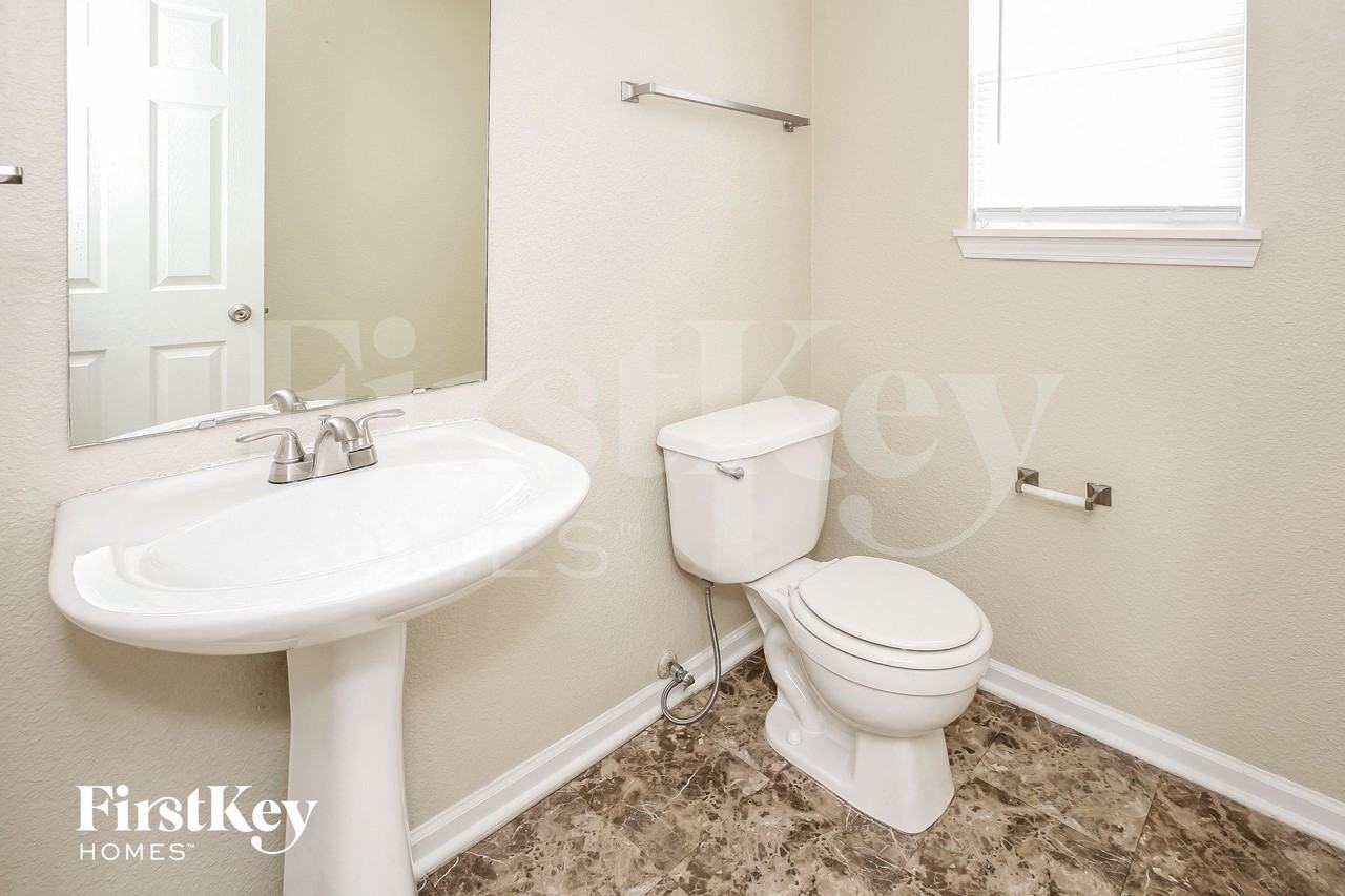 1412 Egret Ln - Photo 7 of 15