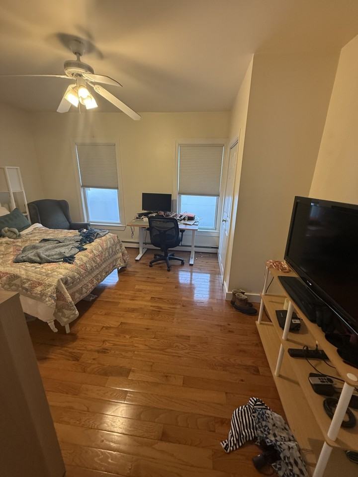 60 Walden St #1 - Photo 5 of 11