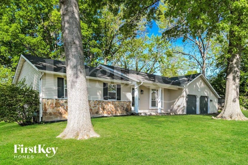 125 Lake Point Dr - Photo 2 of 16