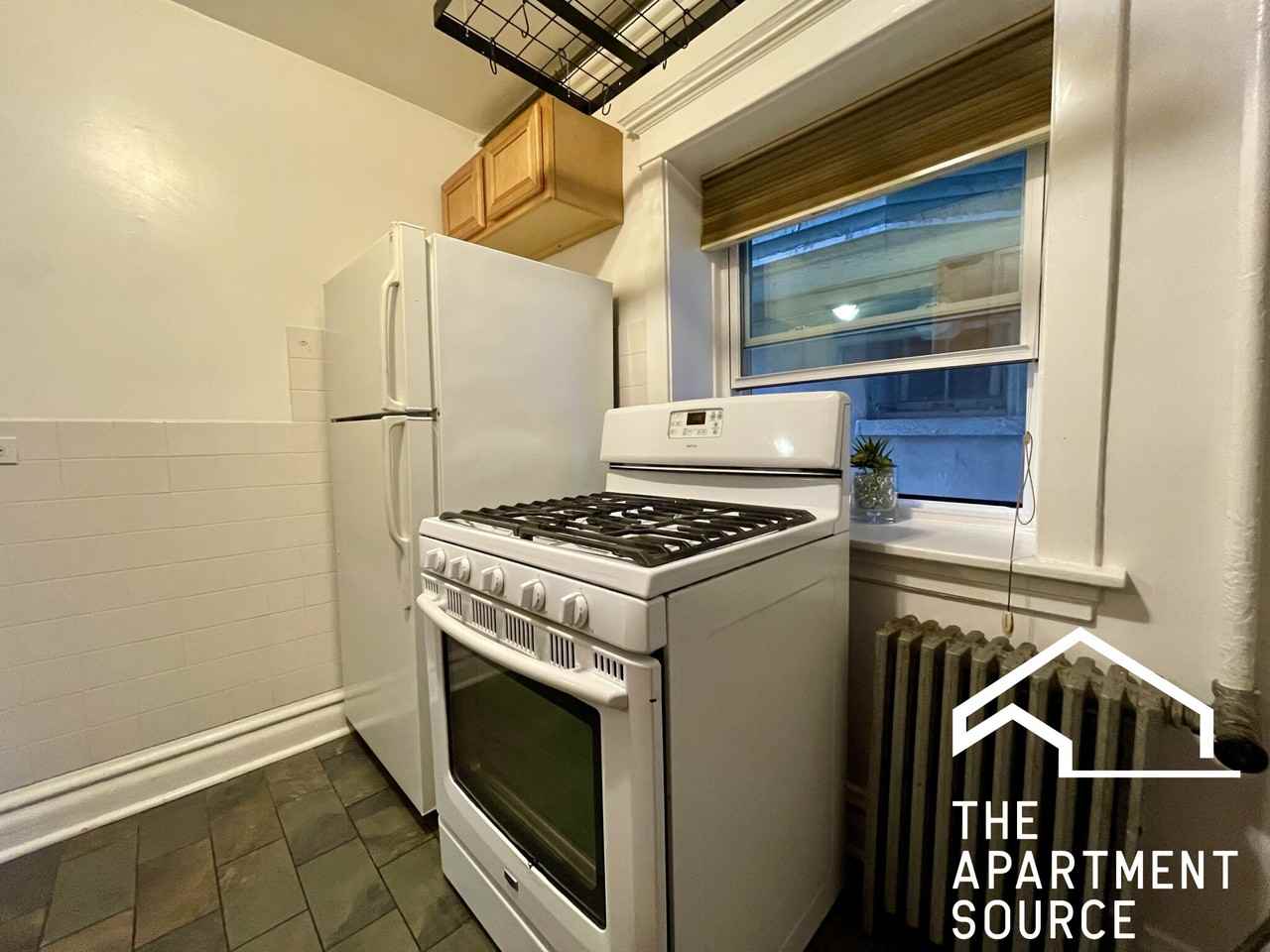 2617 N Albany Ave - Photo 3 of 20