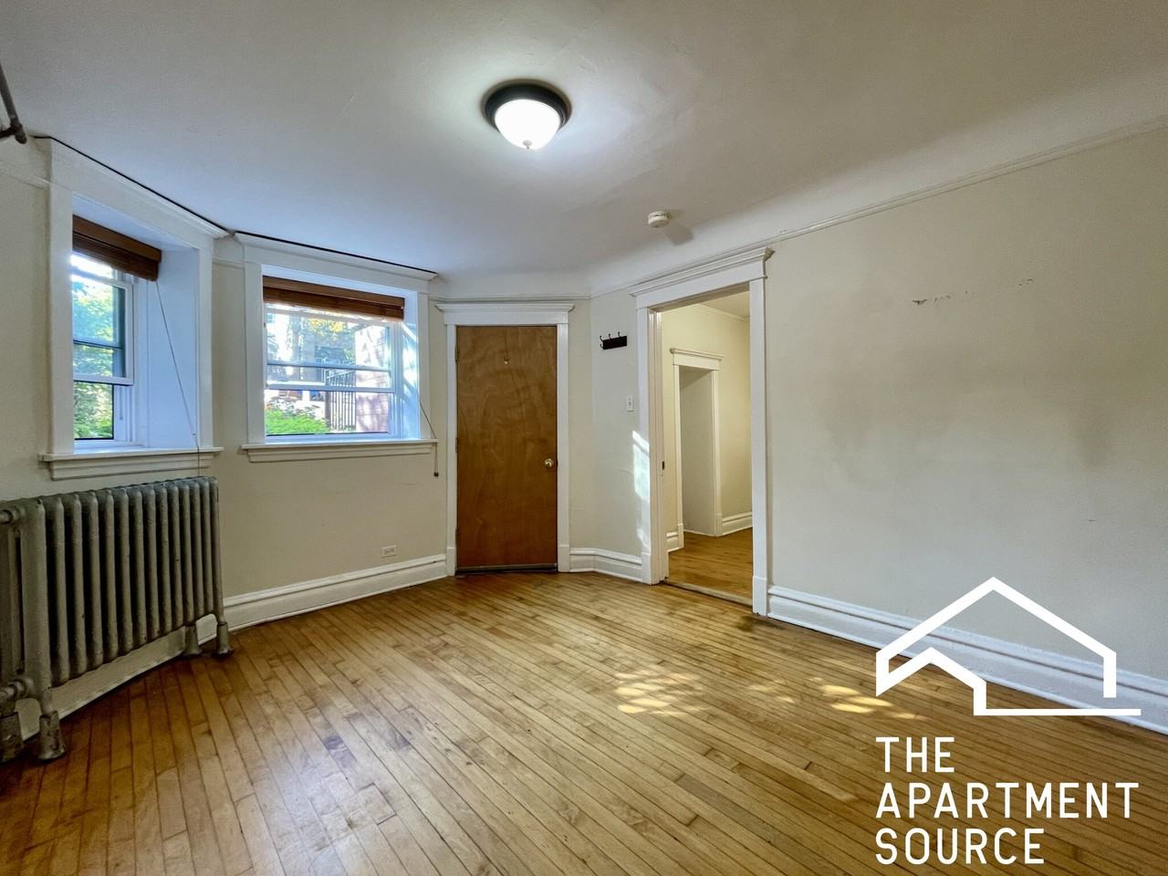 2617 N Albany Ave - Photo 4 of 20