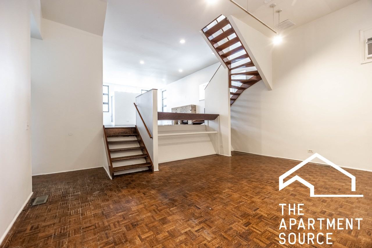 2059 N Clifton Ave #1 - Photo 6 of 33