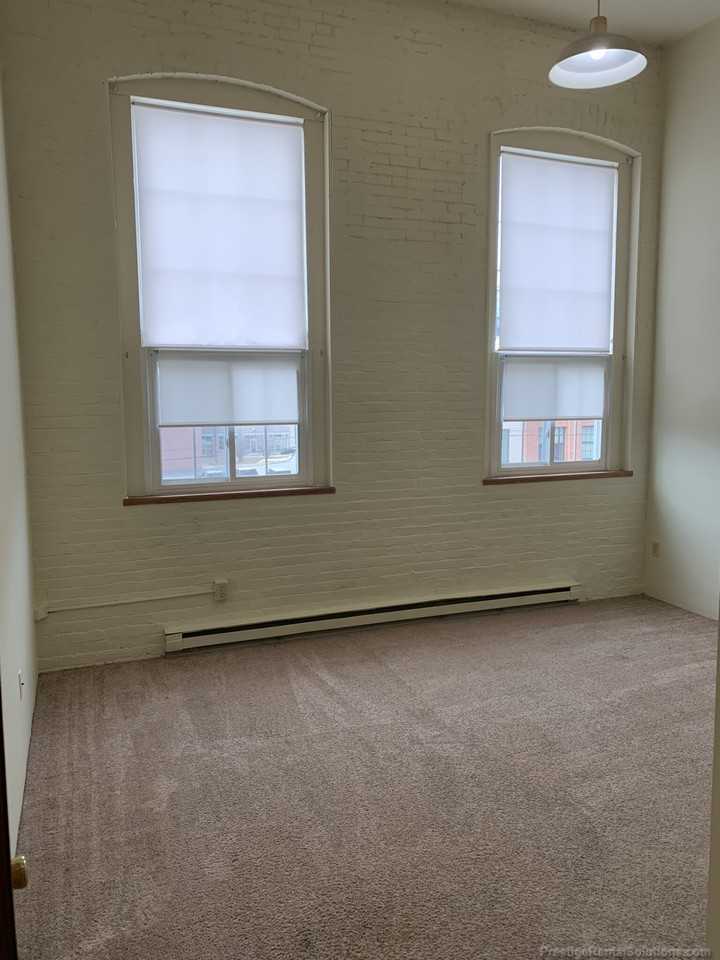 Willow St #304 - Photo 7 of 10