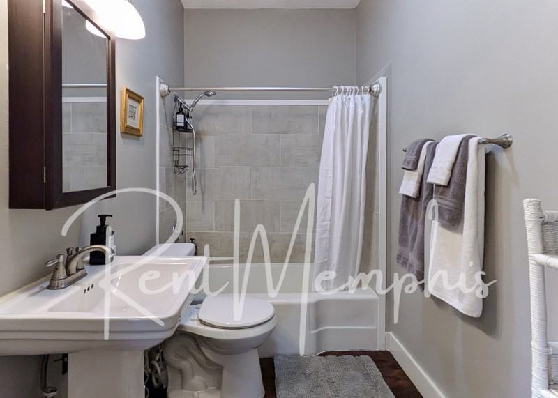 1911 Linden Ave #1R - Photo 5 of 8