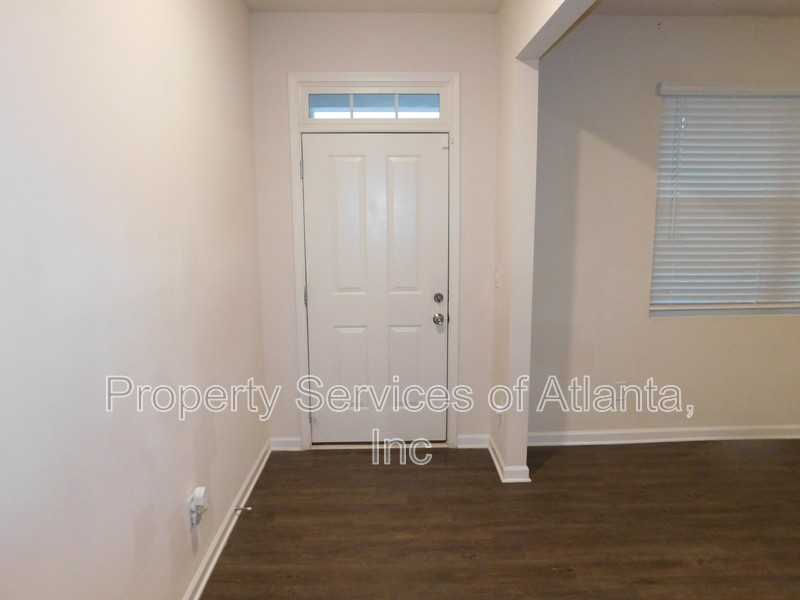 519 Springer Pkwy - Photo 2 of 31