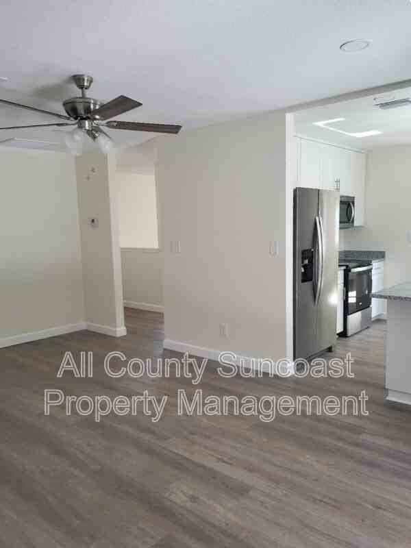 648 16th Ln - Photo 7 of 12