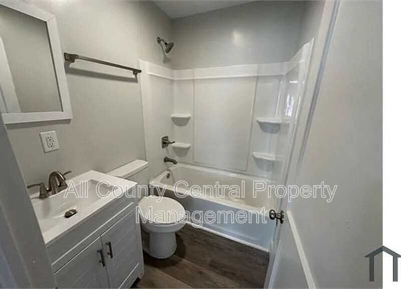 1601 Center St S - Photo 6 of 7