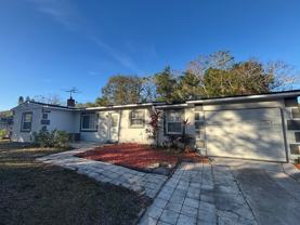 142 Lynbrook Dr - Photo 1 of 1