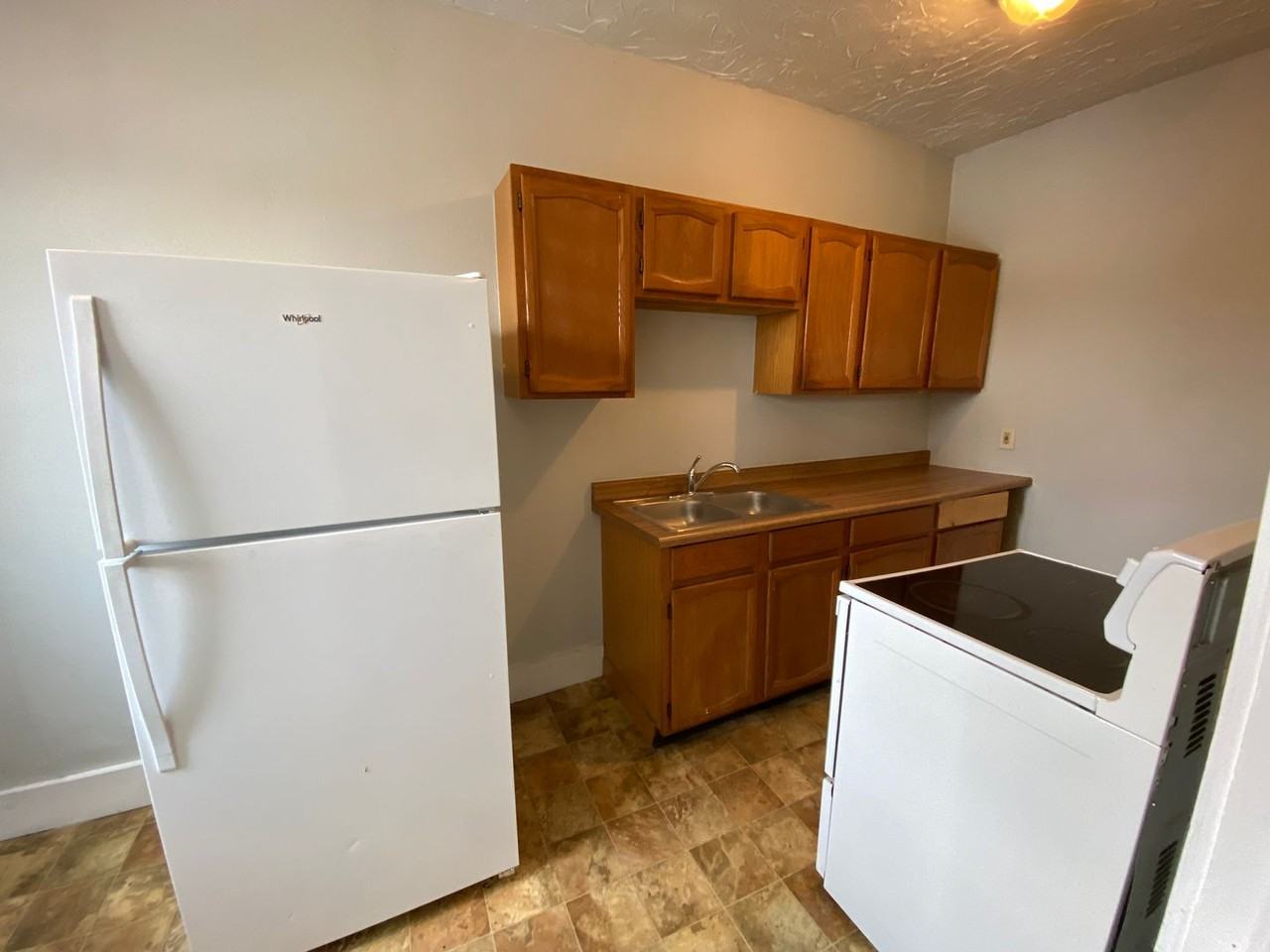 794 N Main Street Akron OH 44310 MFH18 .T3 - Photo 7 of 9