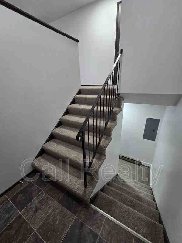 3324 S Raymond Cir - Photo 2 of 12