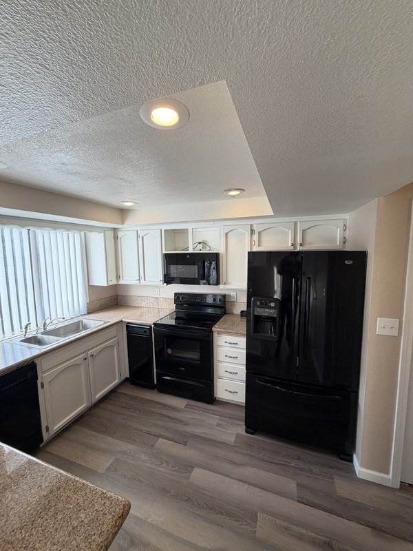 1202 Morrow Rd #A - Photo 5 of 25