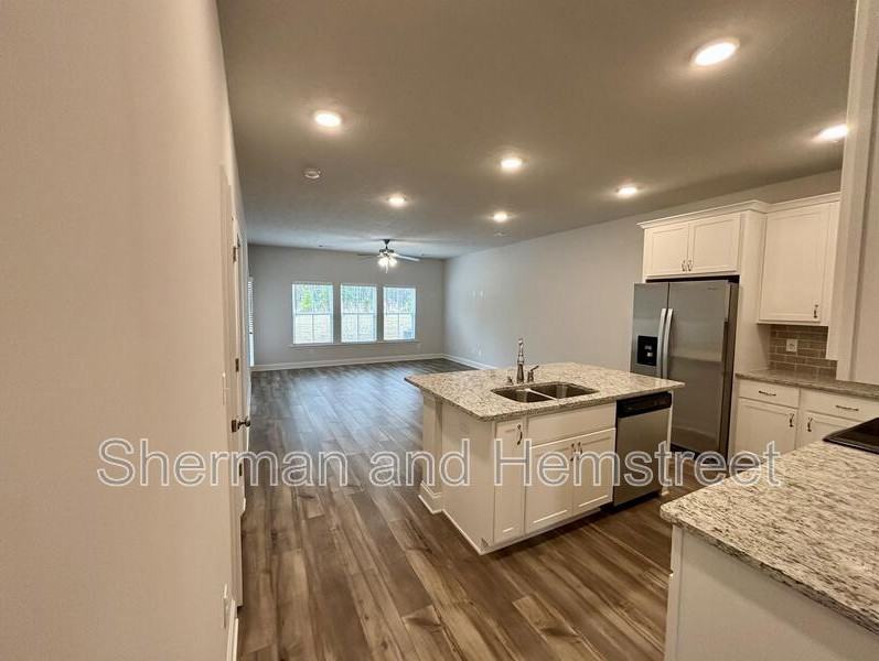 1012 Candleberry Dr - Photo 4 of 21