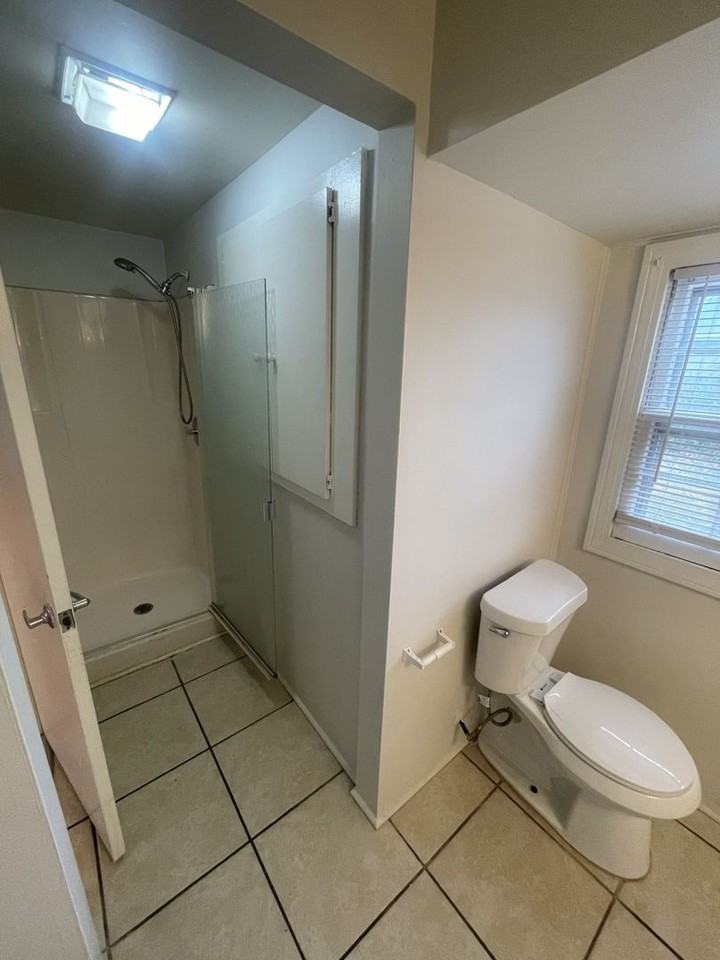 3400 Brentwood Rd - Photo 5 of 24