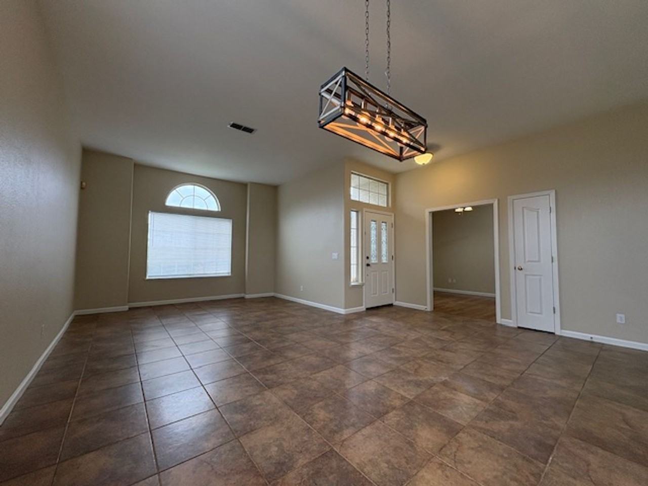 1810 Paseo Penasco - Photo 2 of 22