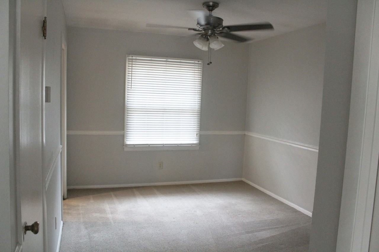 4053 Allison Ave - Photo 4 of 22