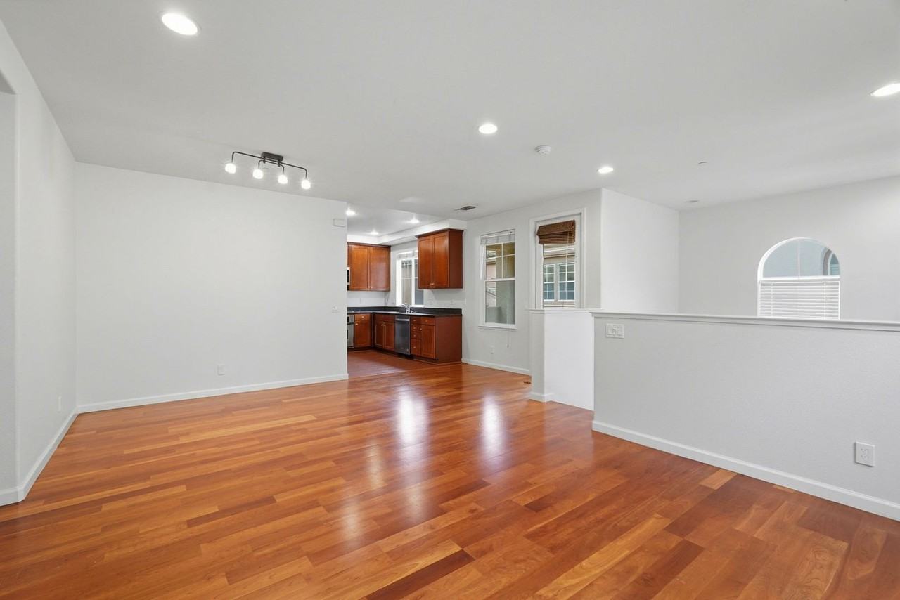 235 Bunch Grass Ter - Photo 7 of 39