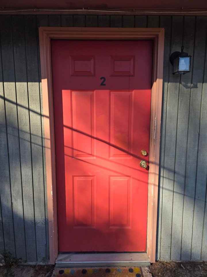 1489 Hampton Pl #2 - Photo 2 of 9