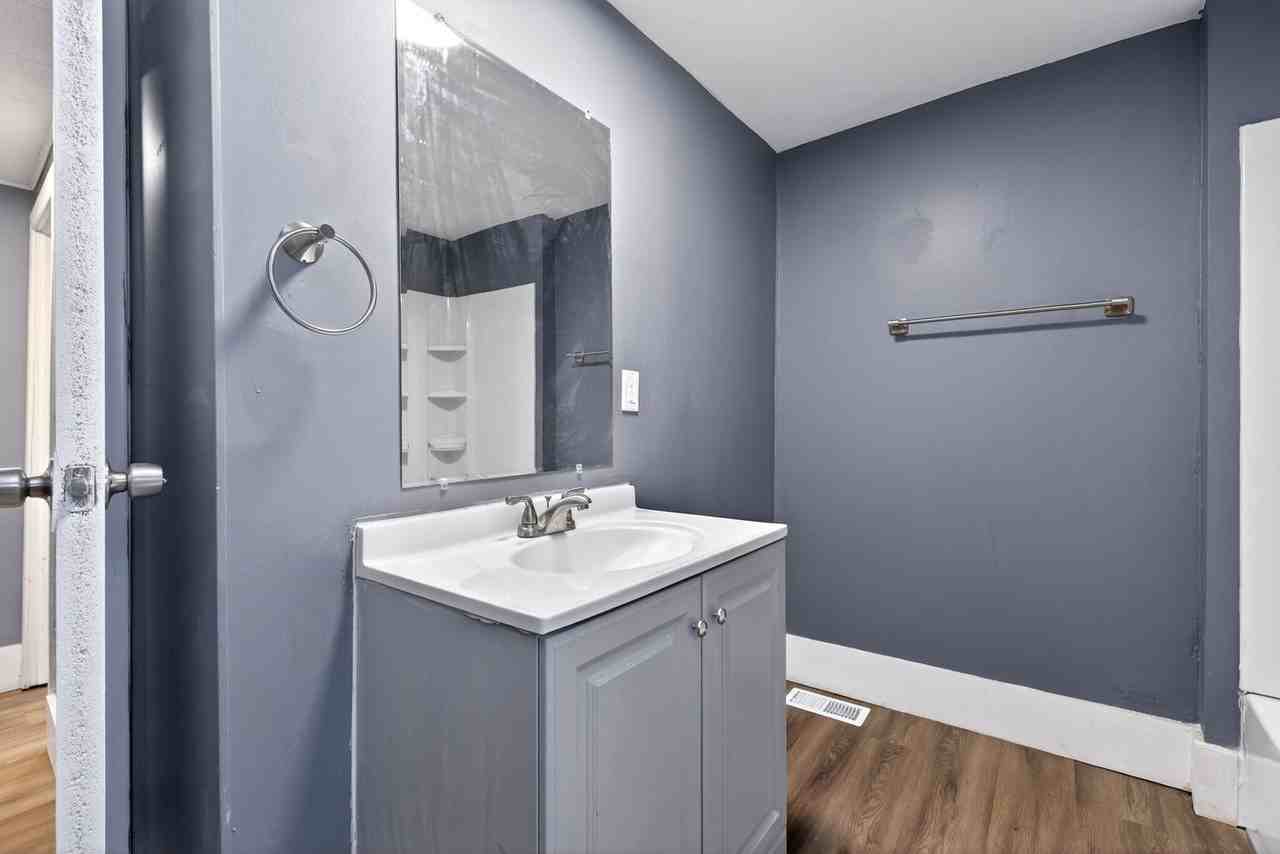 820 S River St - Photo 4 of 29