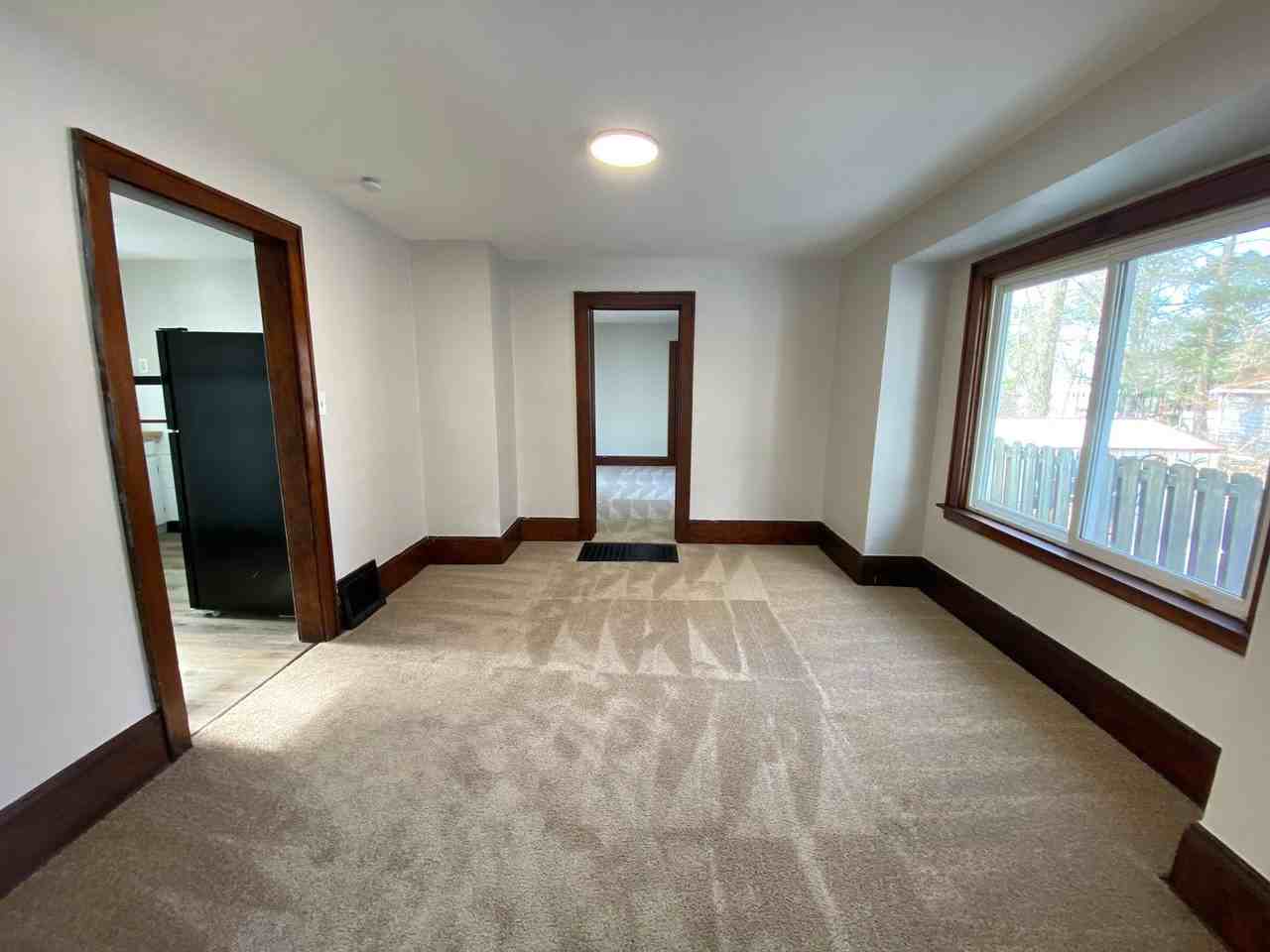 1258 Wilbur Ave - Photo 2 of 17