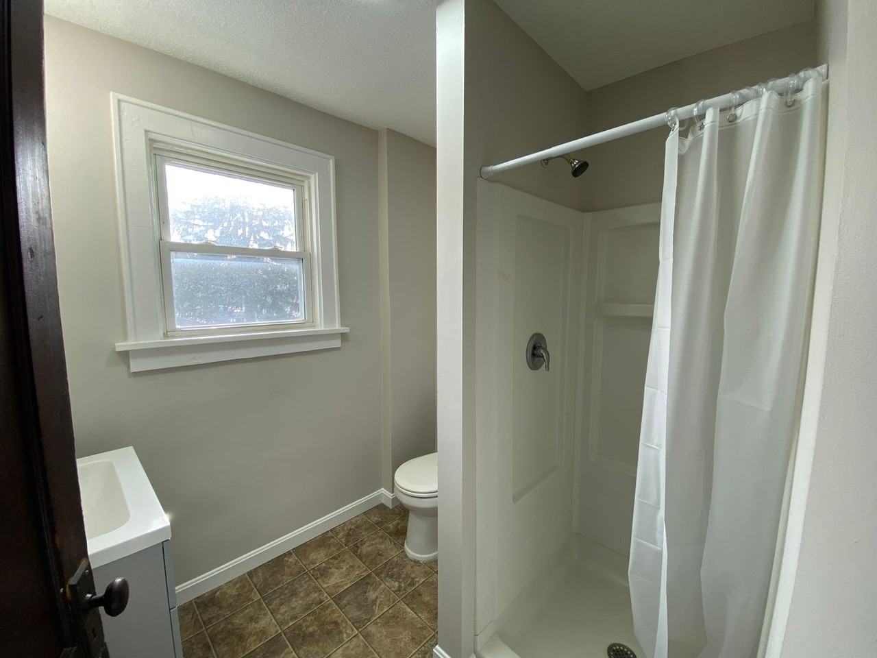 1258 Wilbur Ave - Photo 7 of 17