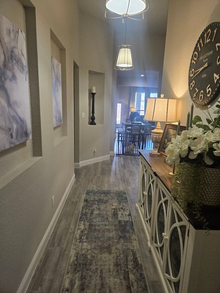 14920 Nightmist Rd - Photo 7 of 28