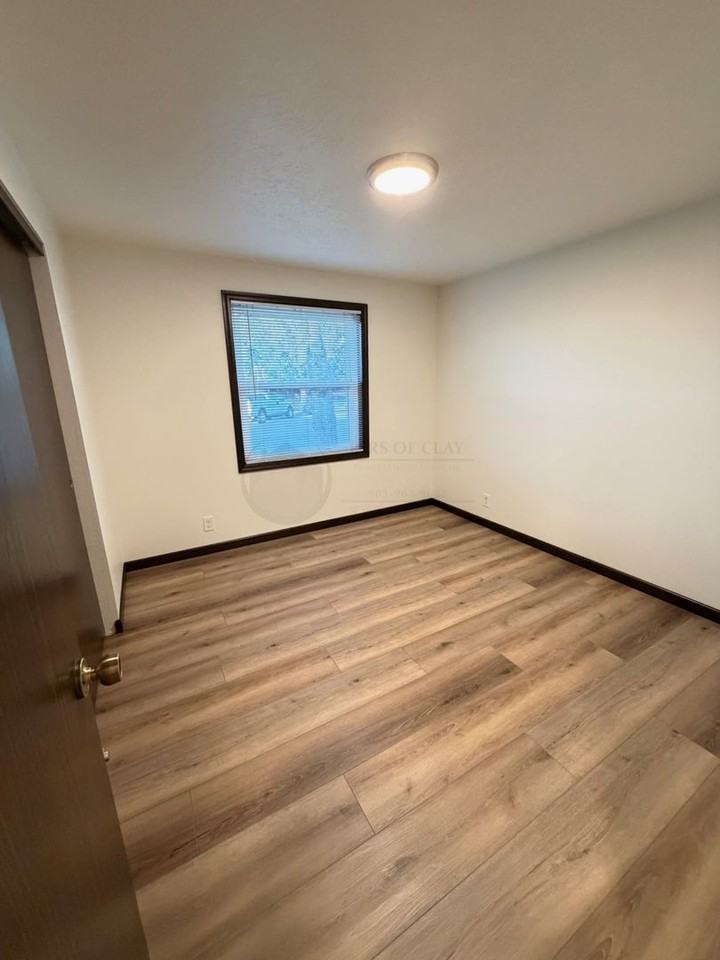 4648 Duke Ct Ne - Photo 5 of 12