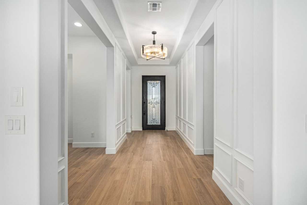 36850 N Pfeifer Ln - Photo 3 of 50