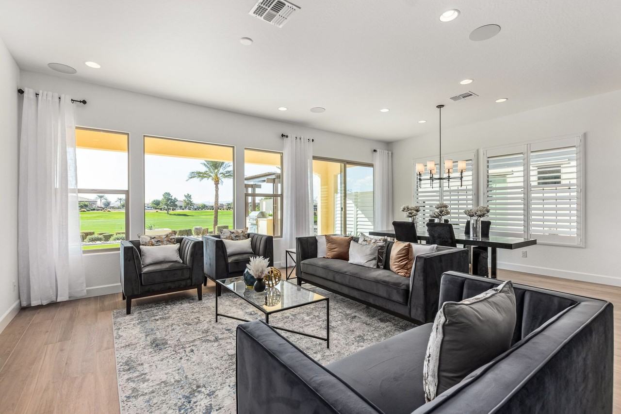 36850 N Pfeifer Ln - Photo 4 of 50