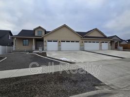featured image of 8119 N Austin Rd