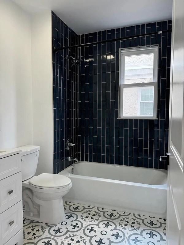 6223 Wayne Ave #2L - Photo 6 of 9