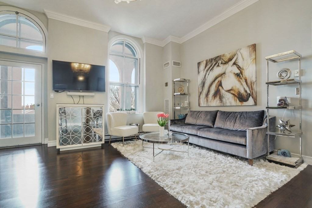 100 Captains Row #301 - Photo 4 of 18