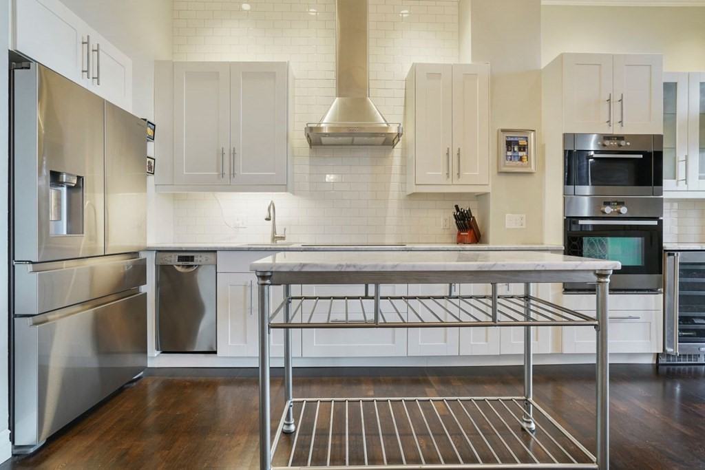 100 Captains Row #301 - Photo 5 of 18