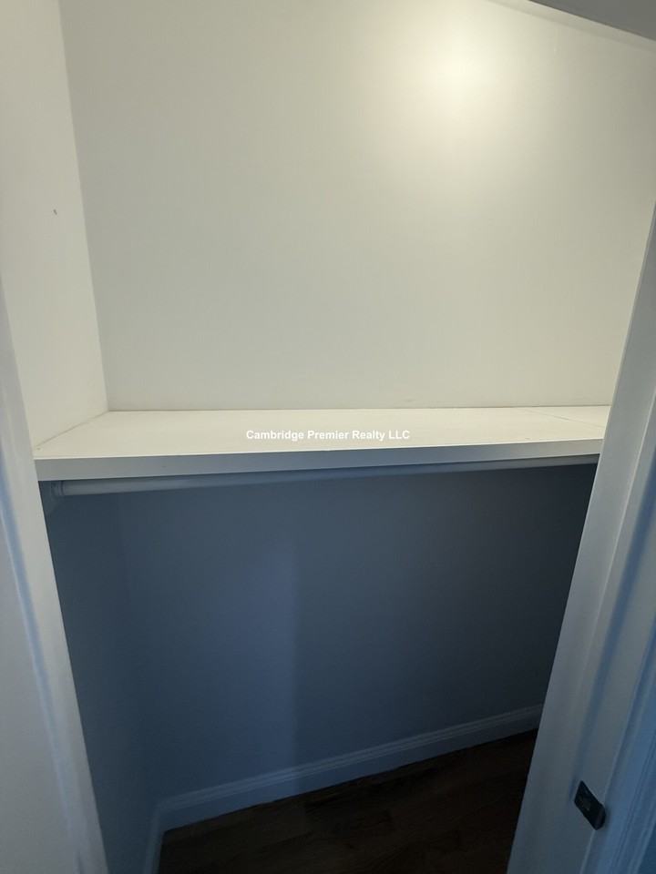 Brentwood St #1 - Photo 4 of 50