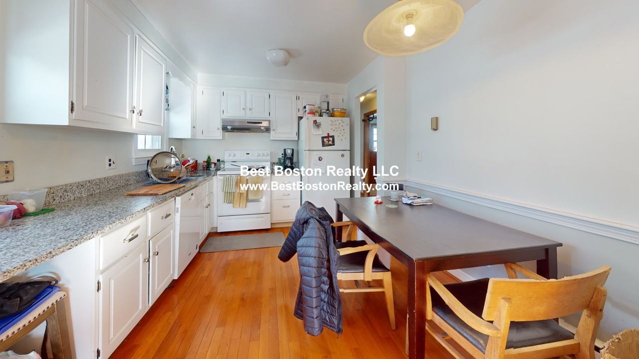 45 Warren St - Photo 2 of 11