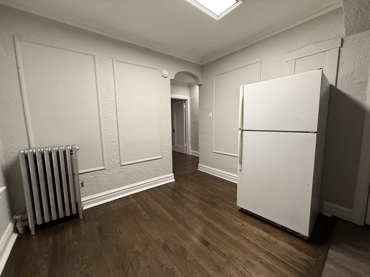 2759 N Kilbourn Ave #2761-3 - Photo 2 of 10