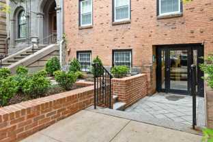 122 Beacon St #6 - Photo 1 of 1