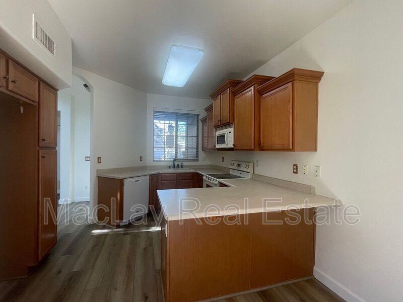 16833 S Magenta Rd - Photo 2 of 23