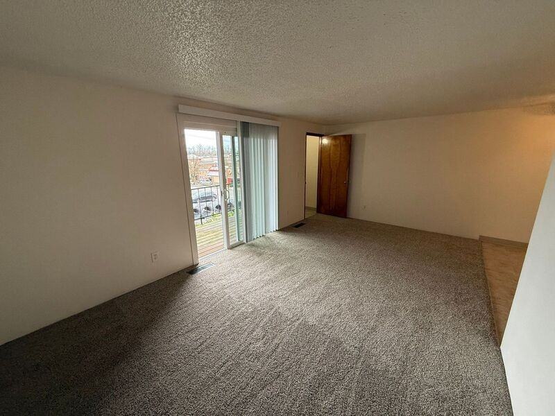 650 Taybin Rd Nw Apt A - Photo 2 of 17