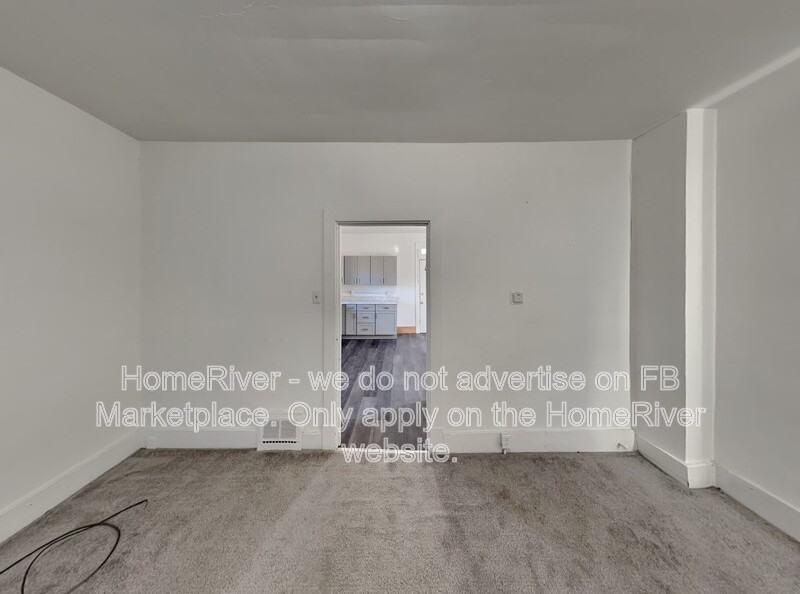 522 Division St - Photo 4 of 17