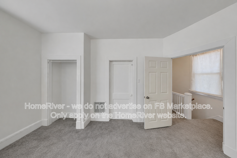 522 Division St - Photo 7 of 17