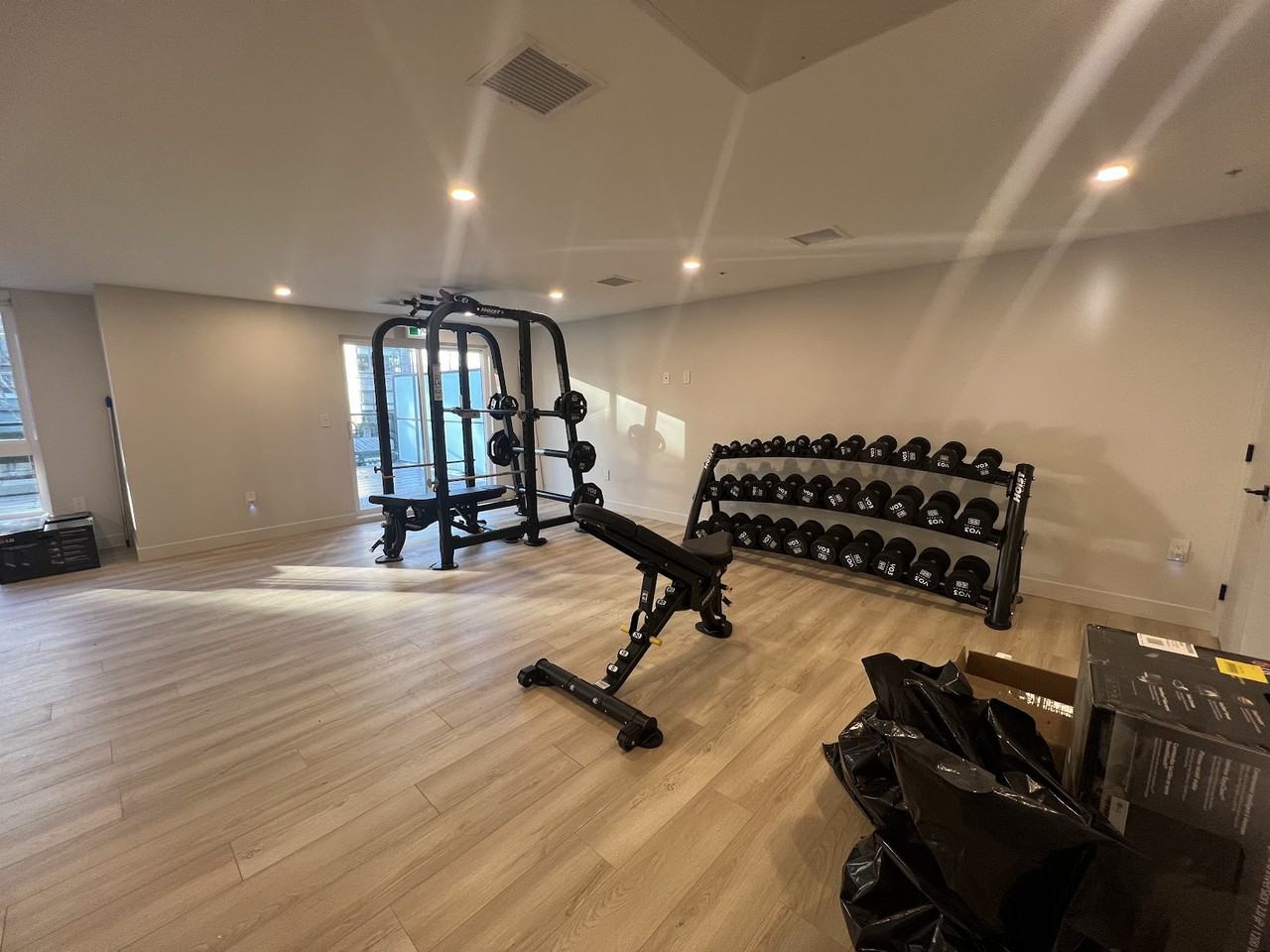 12600 17 Ave - Photo 5 of 12