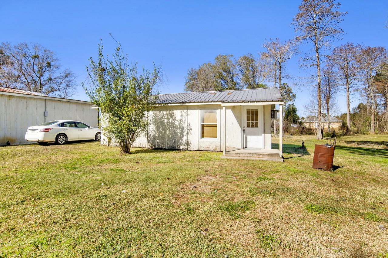 11575 County Roadunit B #B - Photo 2 of 17