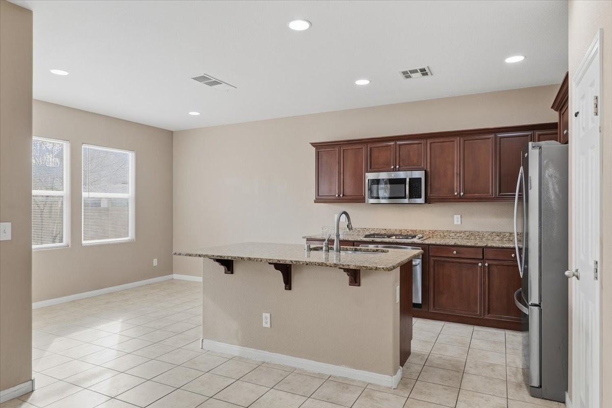 7521 Evening Melody Ct - Photo 3 of 21