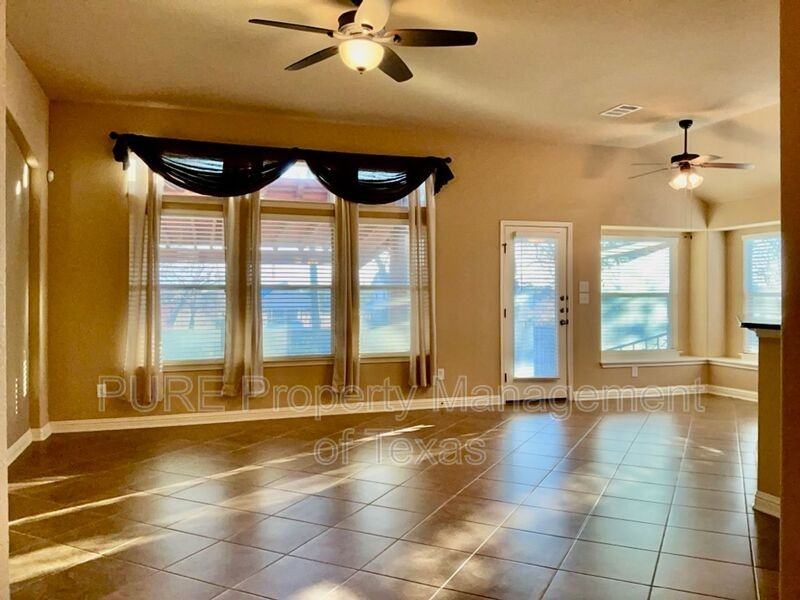 3580 Rosalina Loop - Photo 6 of 27