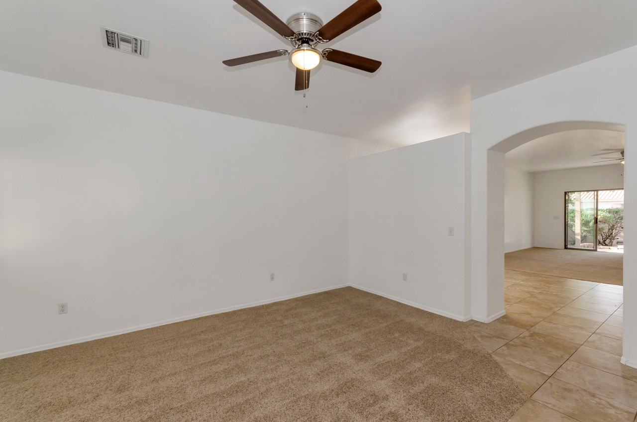 10427 E Rita Ranch Crossing Cir - Photo 5 of 24