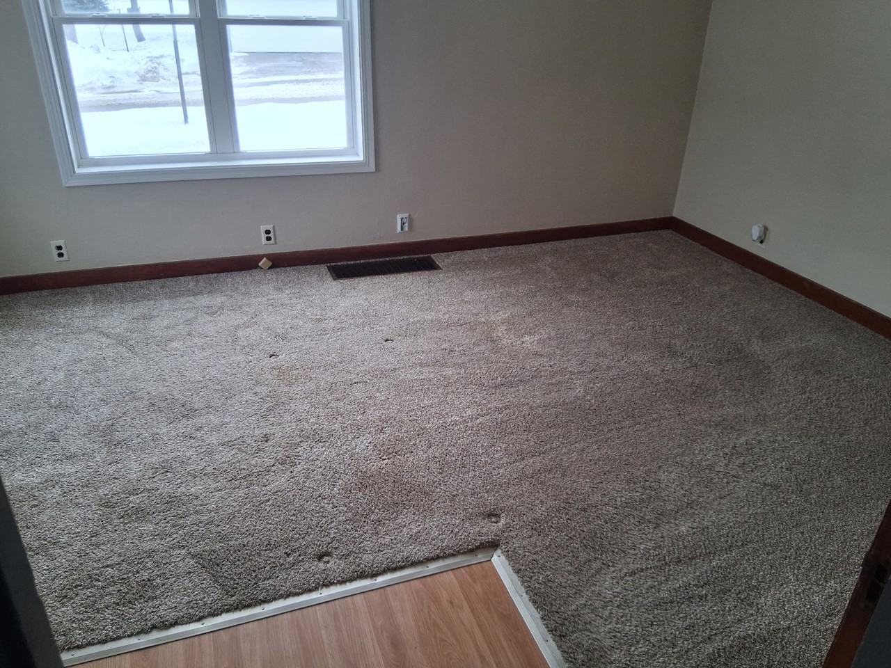 424 1st St Se - Photo 2 of 7