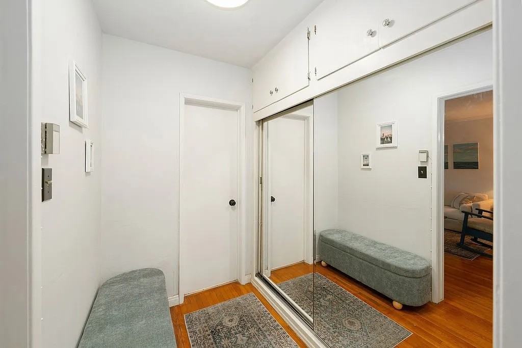 1334 E 1st St - Photo 4 of 10