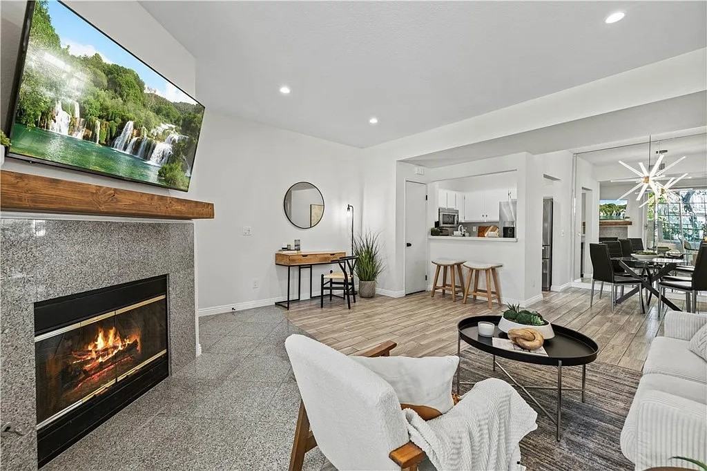 24143 Del Monte Dr - Photo 2 of 18