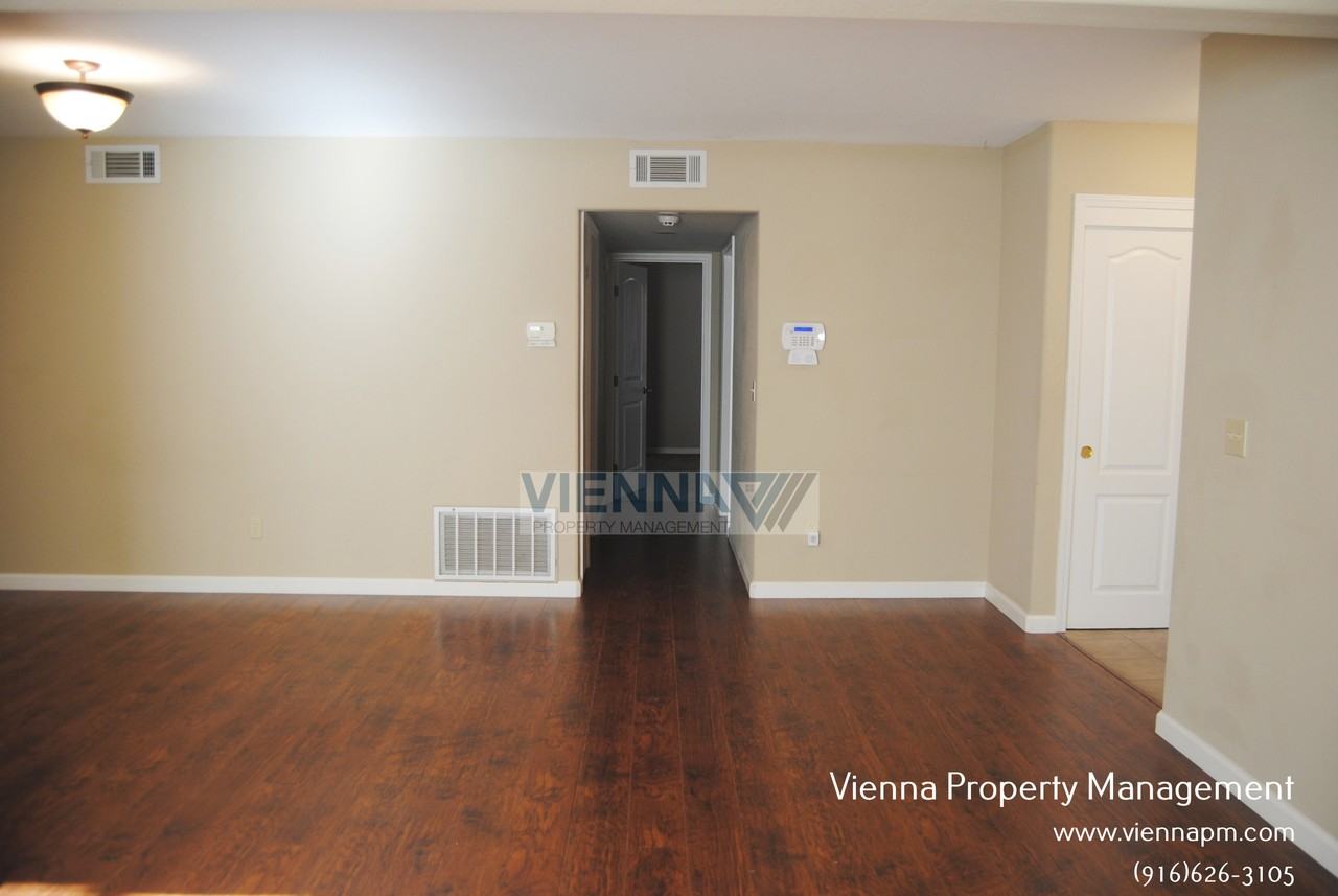 5333 Primrose Dr #31A - Photo 7 of 24