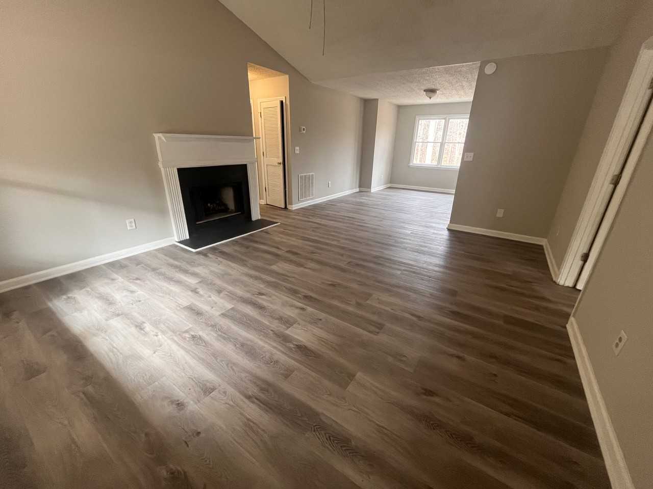 360 Wesley Chapel Rd - Photo 3 of 22